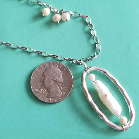 Relisted - Real pearls necklace oval silver tone hammered - Picture 5 of 7